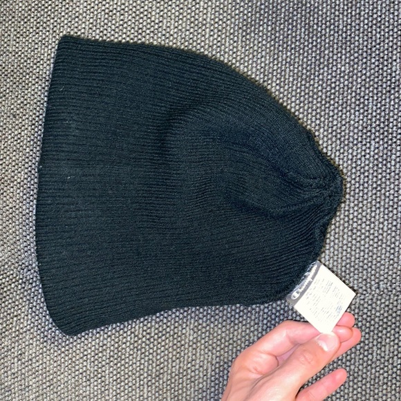 Champion Beanie - Picture 3 of 5